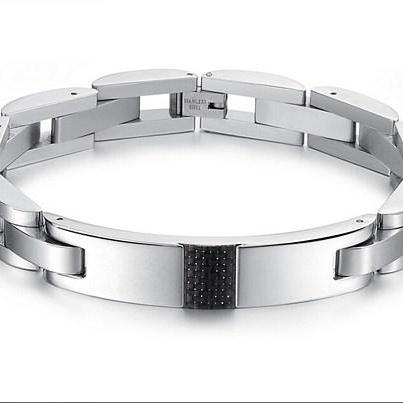 Black Men's Titanium Steel Bracelet..