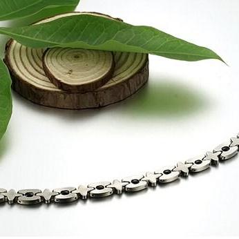 Steel Chain With Magnetic Health Titanium Steel..